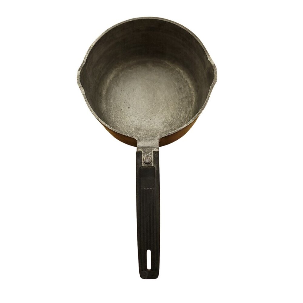 Vintage Magnalite Classic GHC 2 quart sauce pan dual spouts‎  USA #4682 No lid